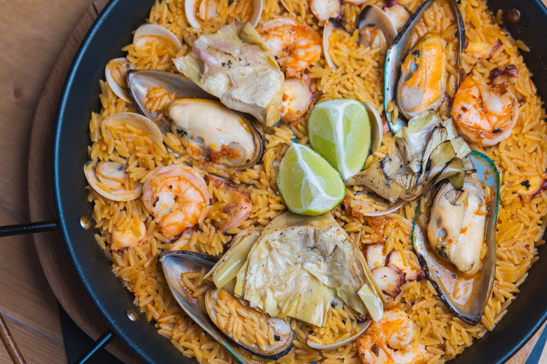 Restaurant - Fresh local fish & Seafood delicacies
