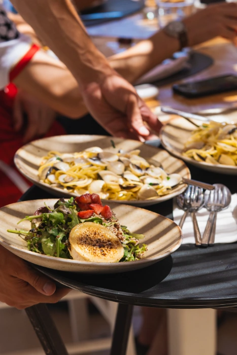 Restaurant - Fresh local fish & Seafood delicacies